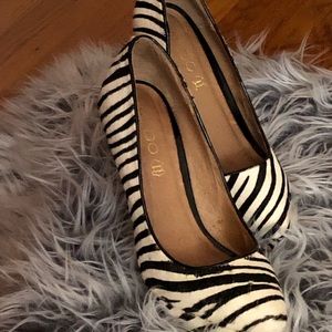 Pony hair zebra print pumps. Size 38